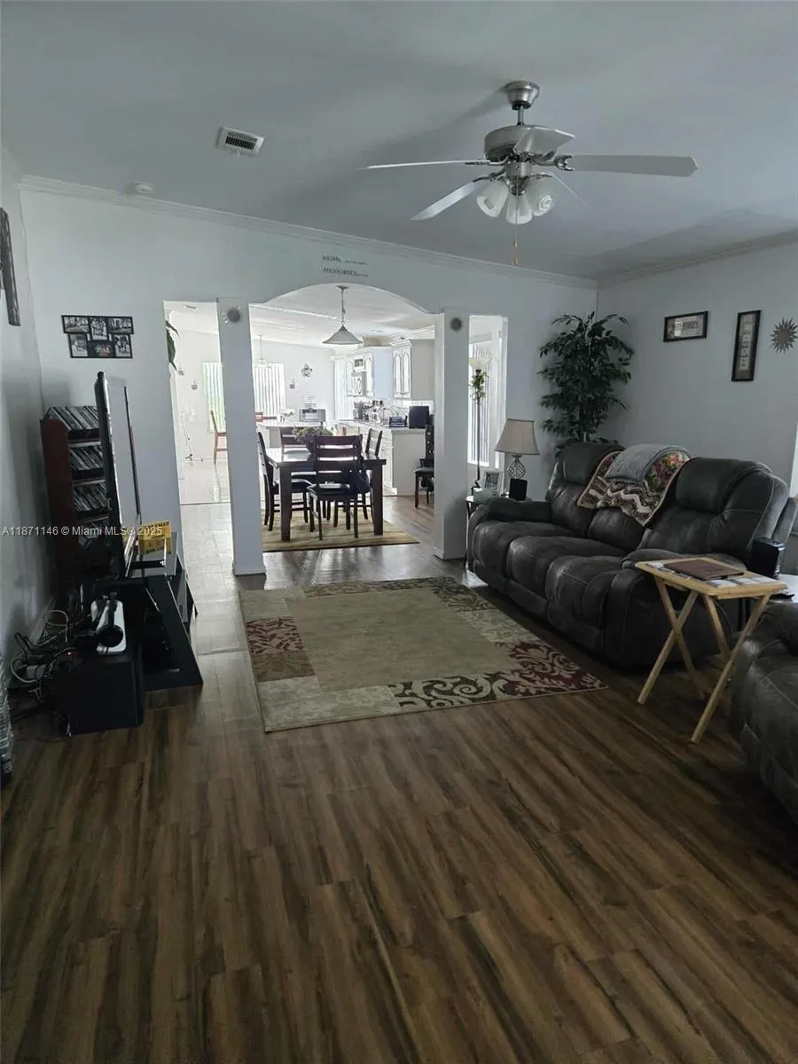 10550 W State Road 84 lot #383