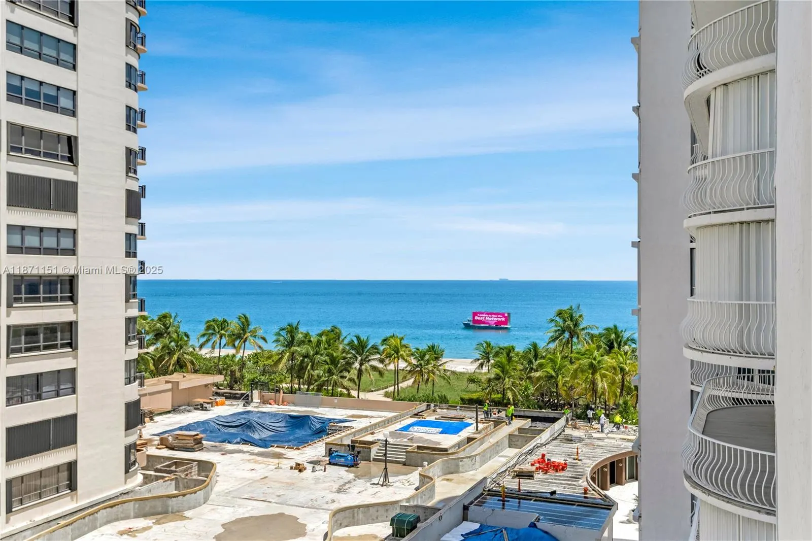 10155 Collins Ave, #606