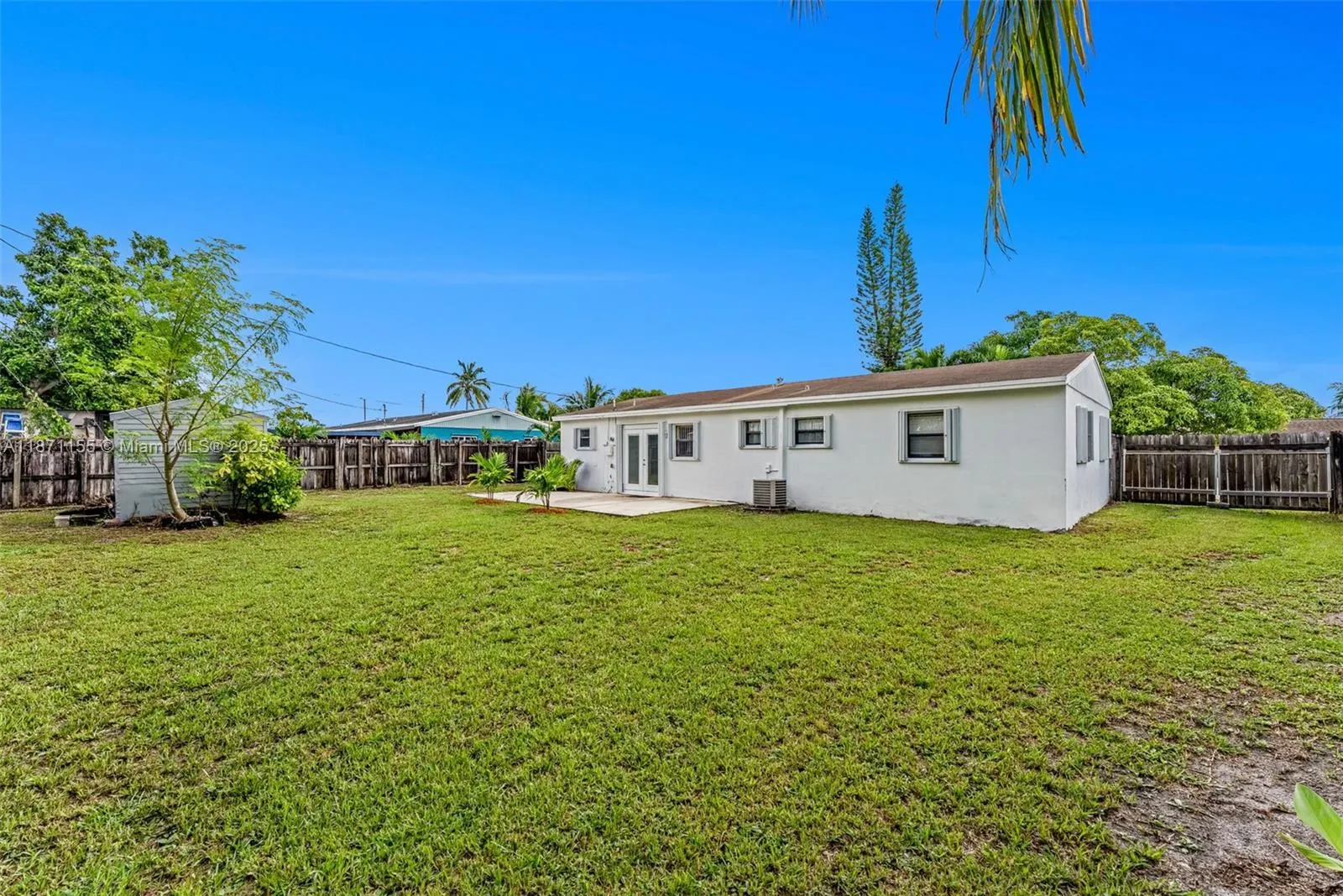 1601 SW 68th Ter