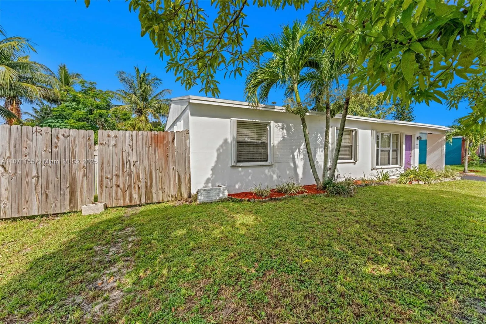 1601 SW 68th Ter