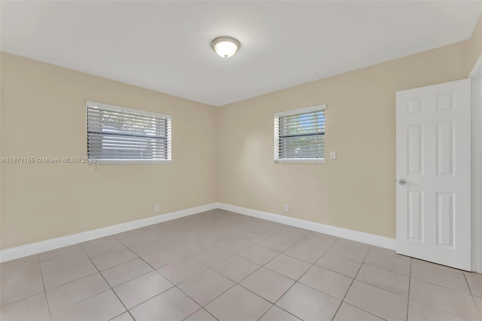 1601 SW 68th Ter