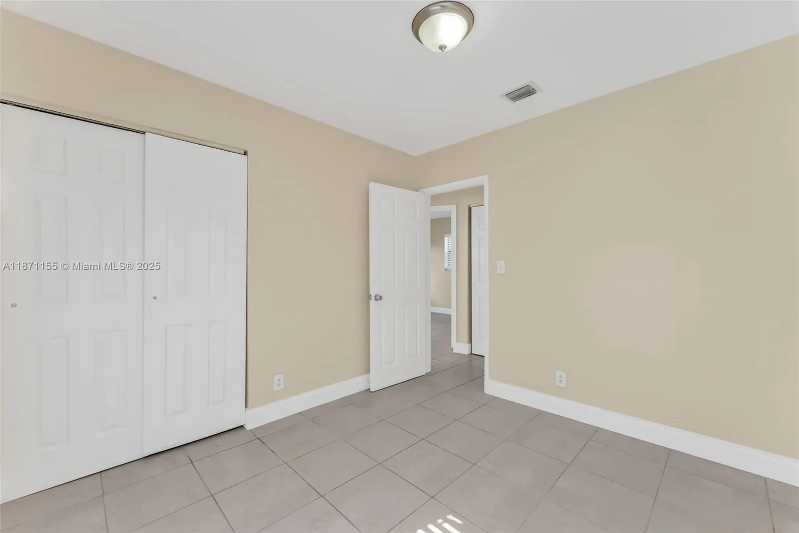 1601 SW 68th Ter