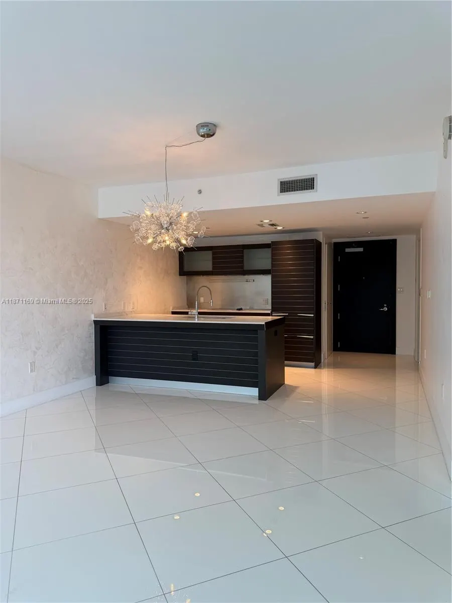 200 Biscayne Boulevard Way, #3109
