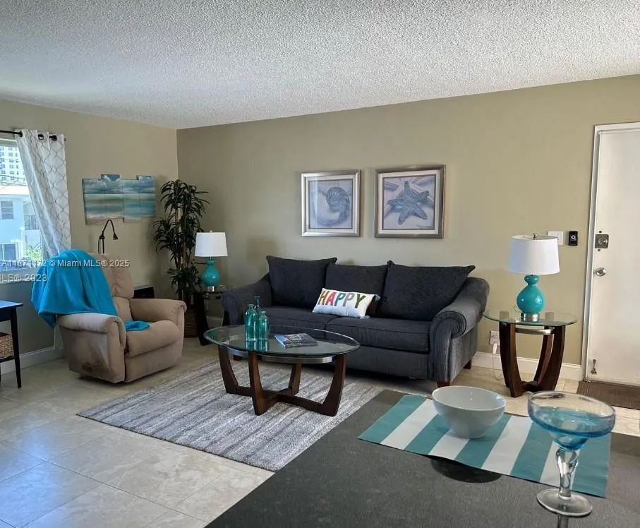 2825 NE 33rd Ave, #204