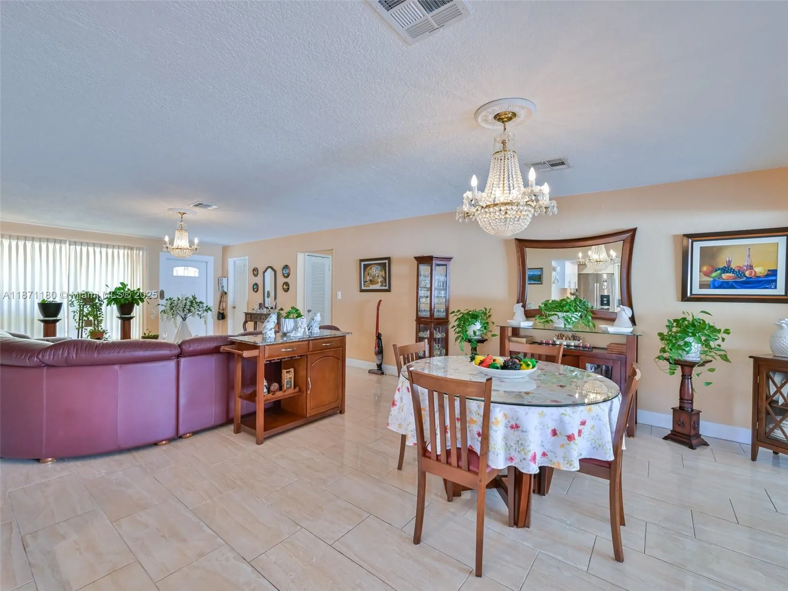 104 N 31st Ct