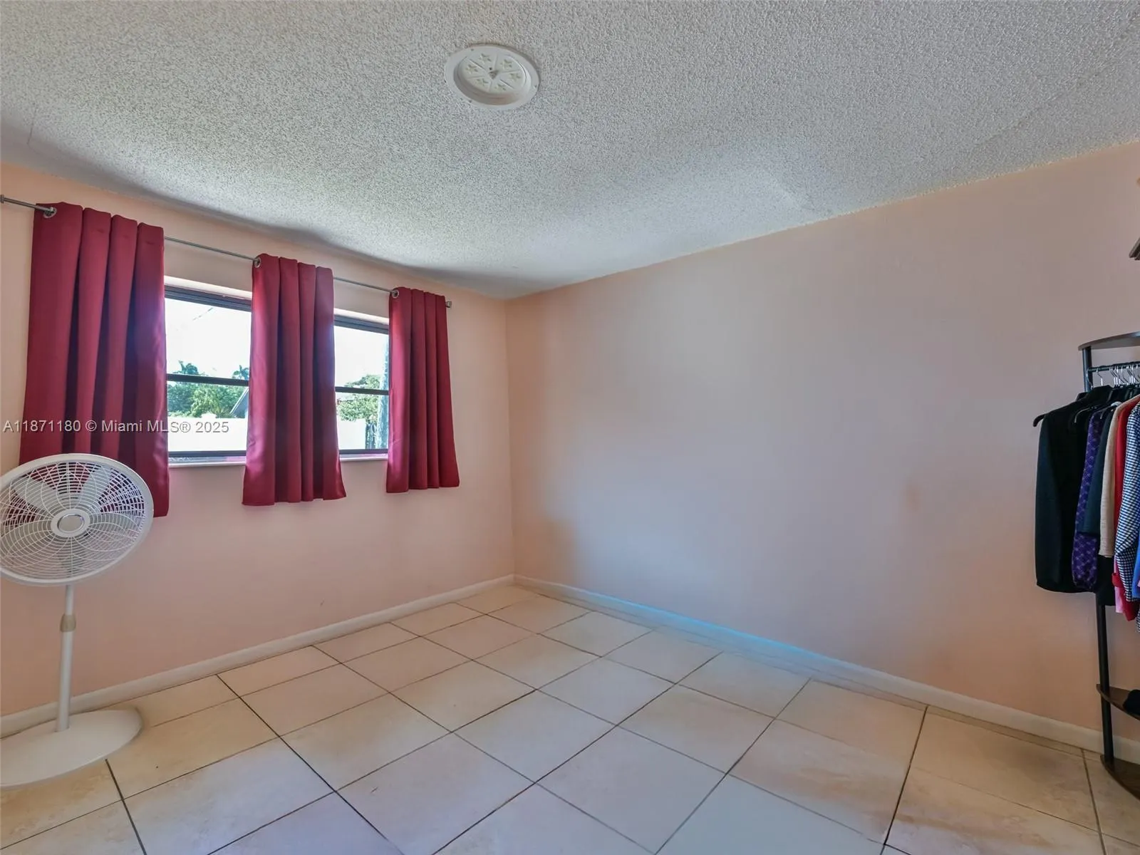 104 N 31st Ct