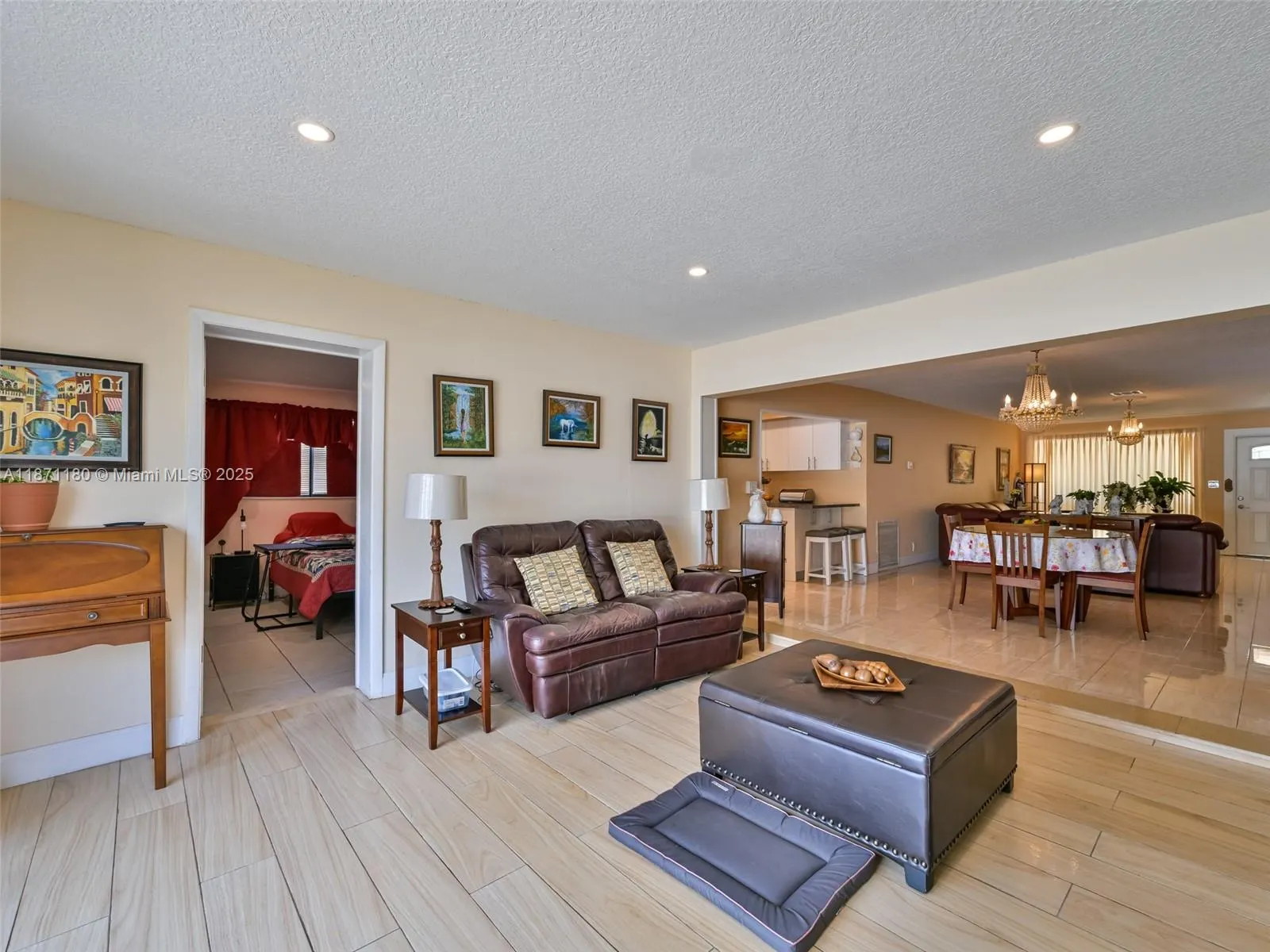 104 N 31st Ct
