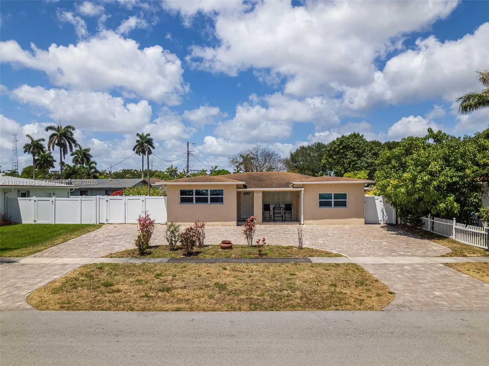 104 N 31st Ct