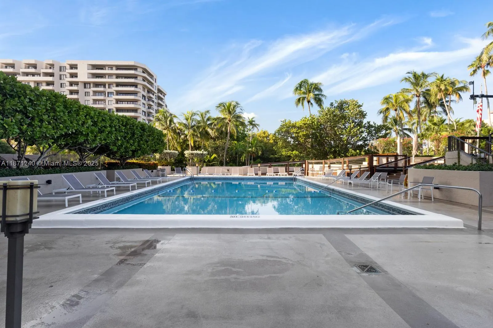 251 Crandon Blvd, #1036