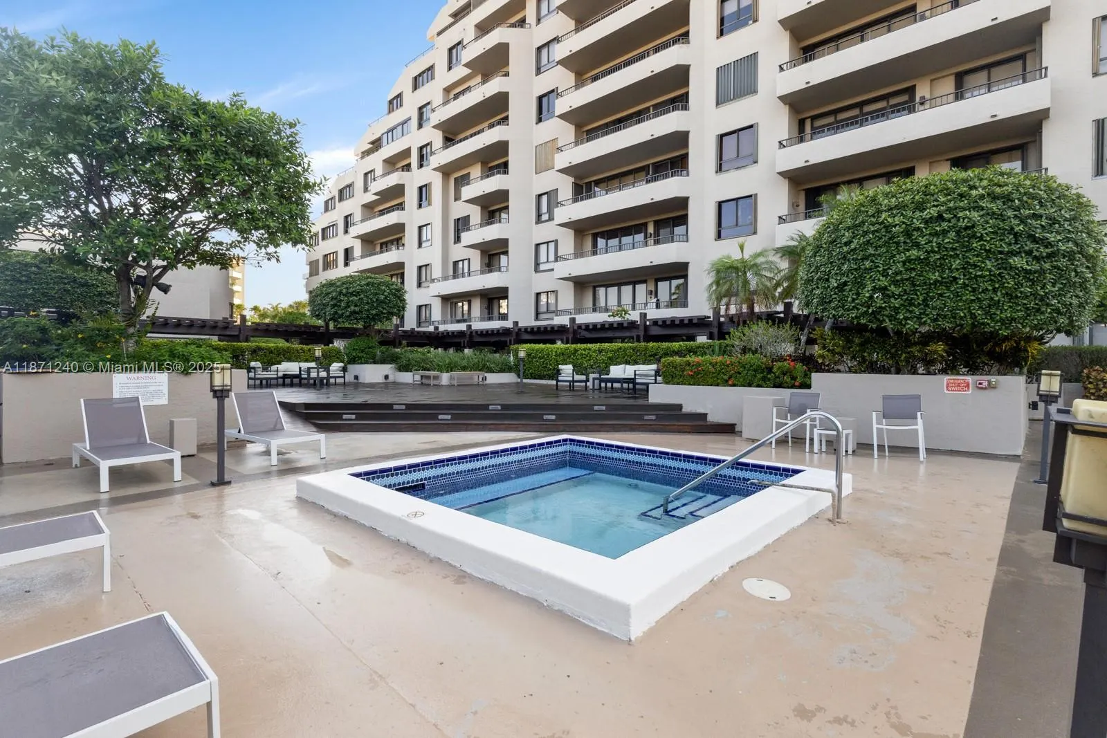 251 Crandon Blvd, #1036