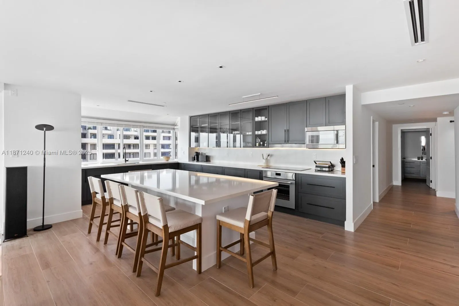 251 Crandon Blvd, #1036