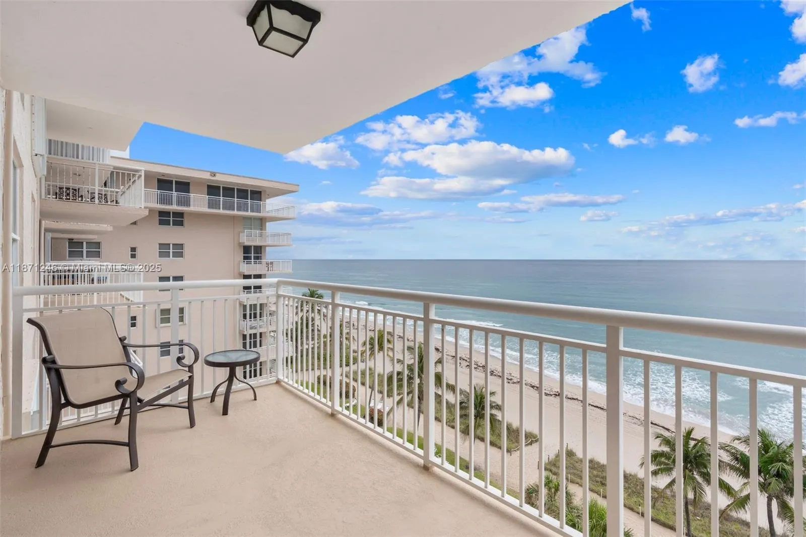 1051 Hillsboro Mile, #805E