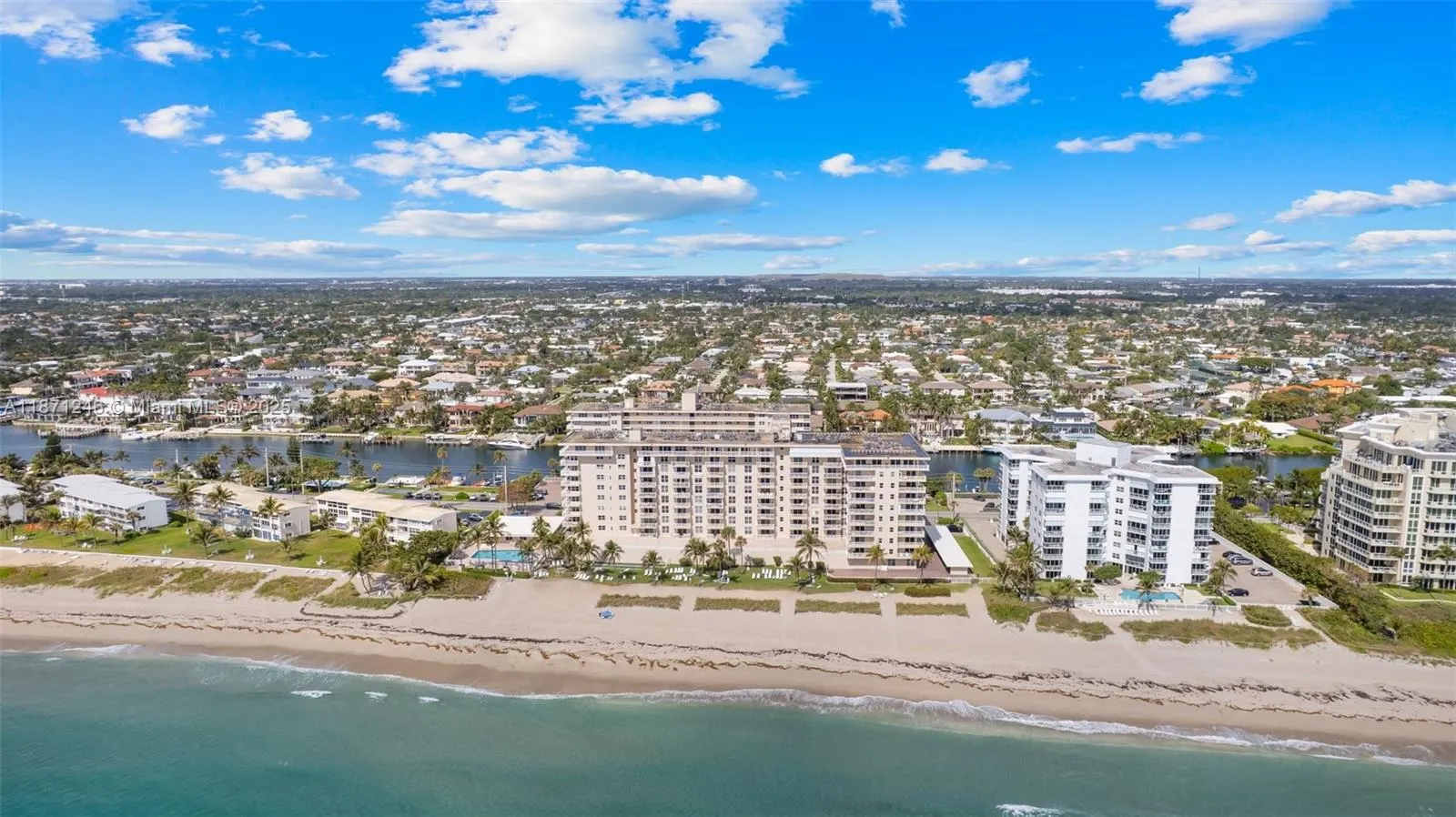 1051 Hillsboro Mile, #805E