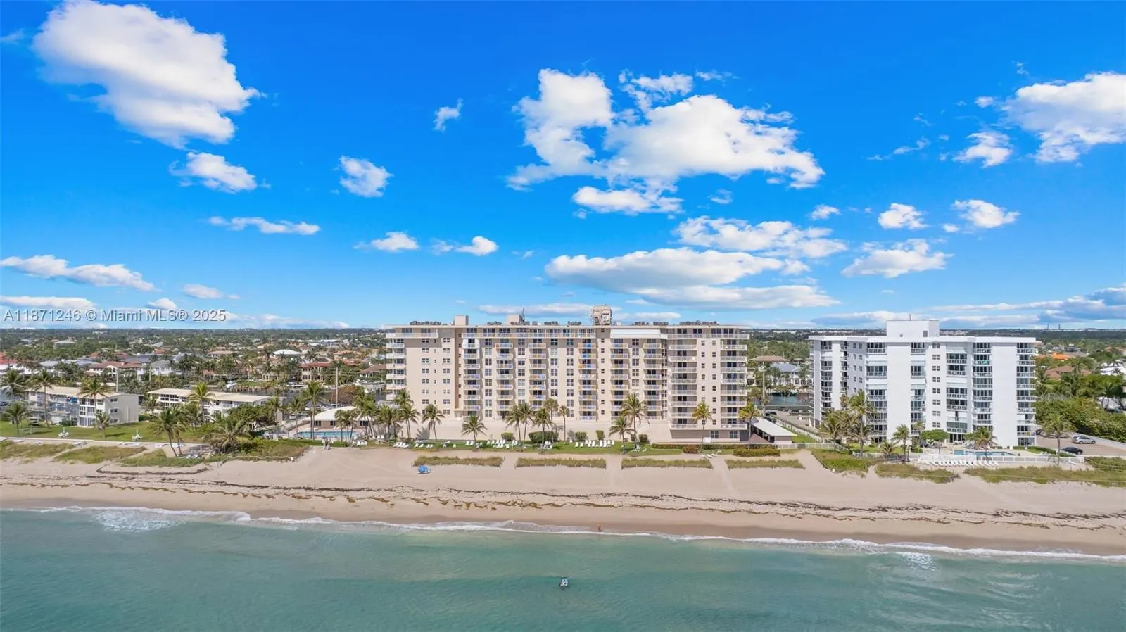 1051 Hillsboro Mile, #805E