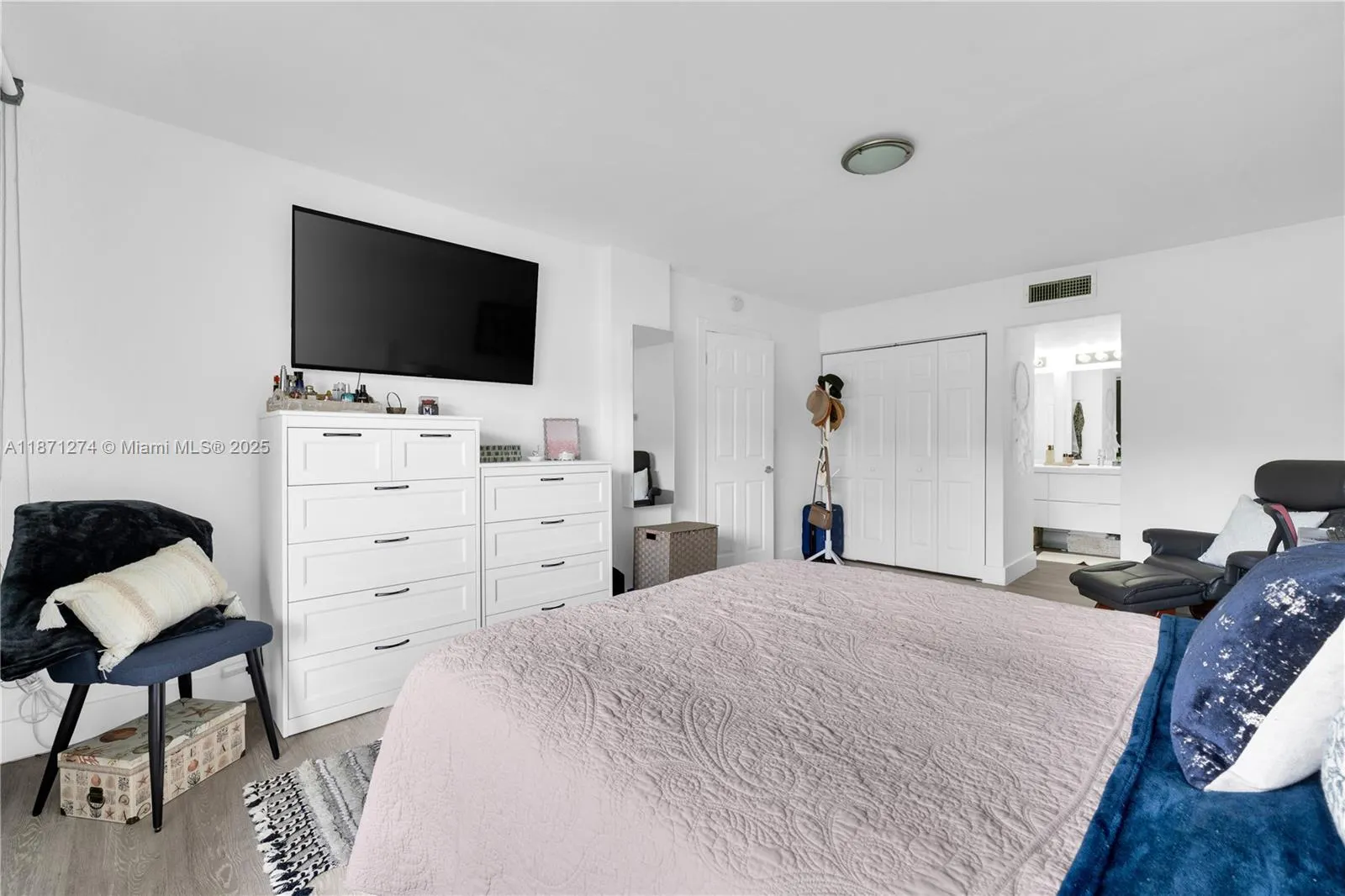830 NW 87th Ave, #406