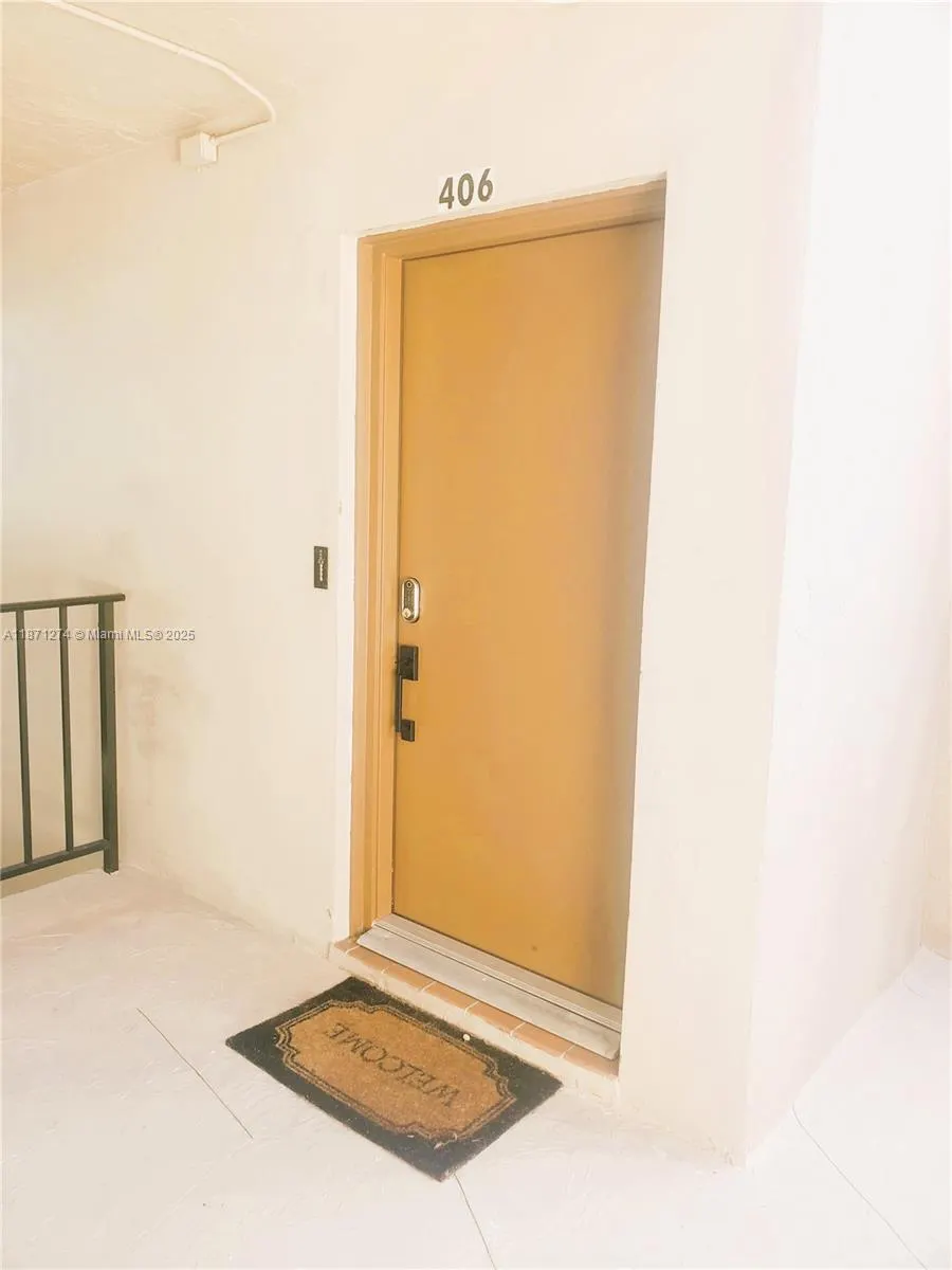 830 NW 87th Ave, #406