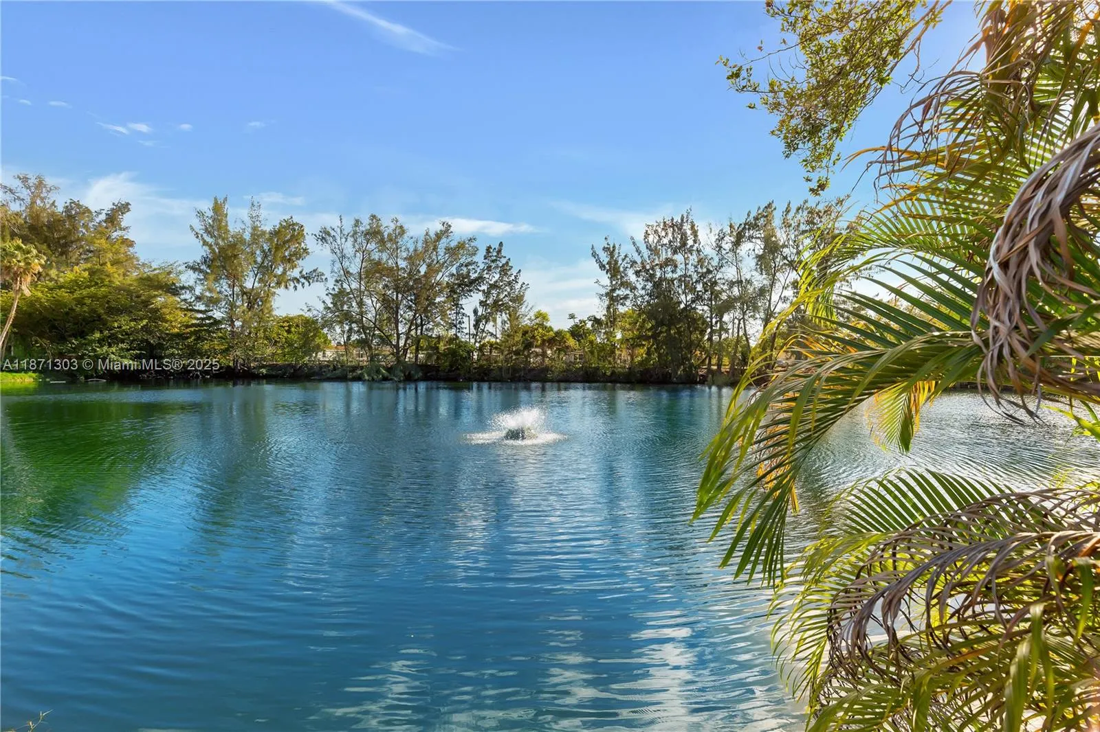 1300 NE Miami Gardens Dr, #517E