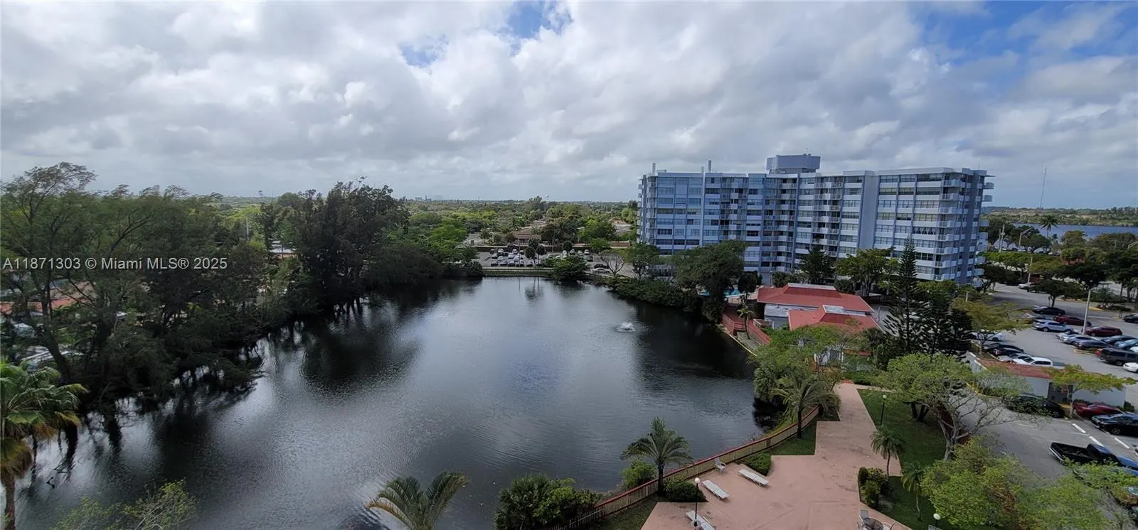 1300 NE Miami Gardens Dr, #517E