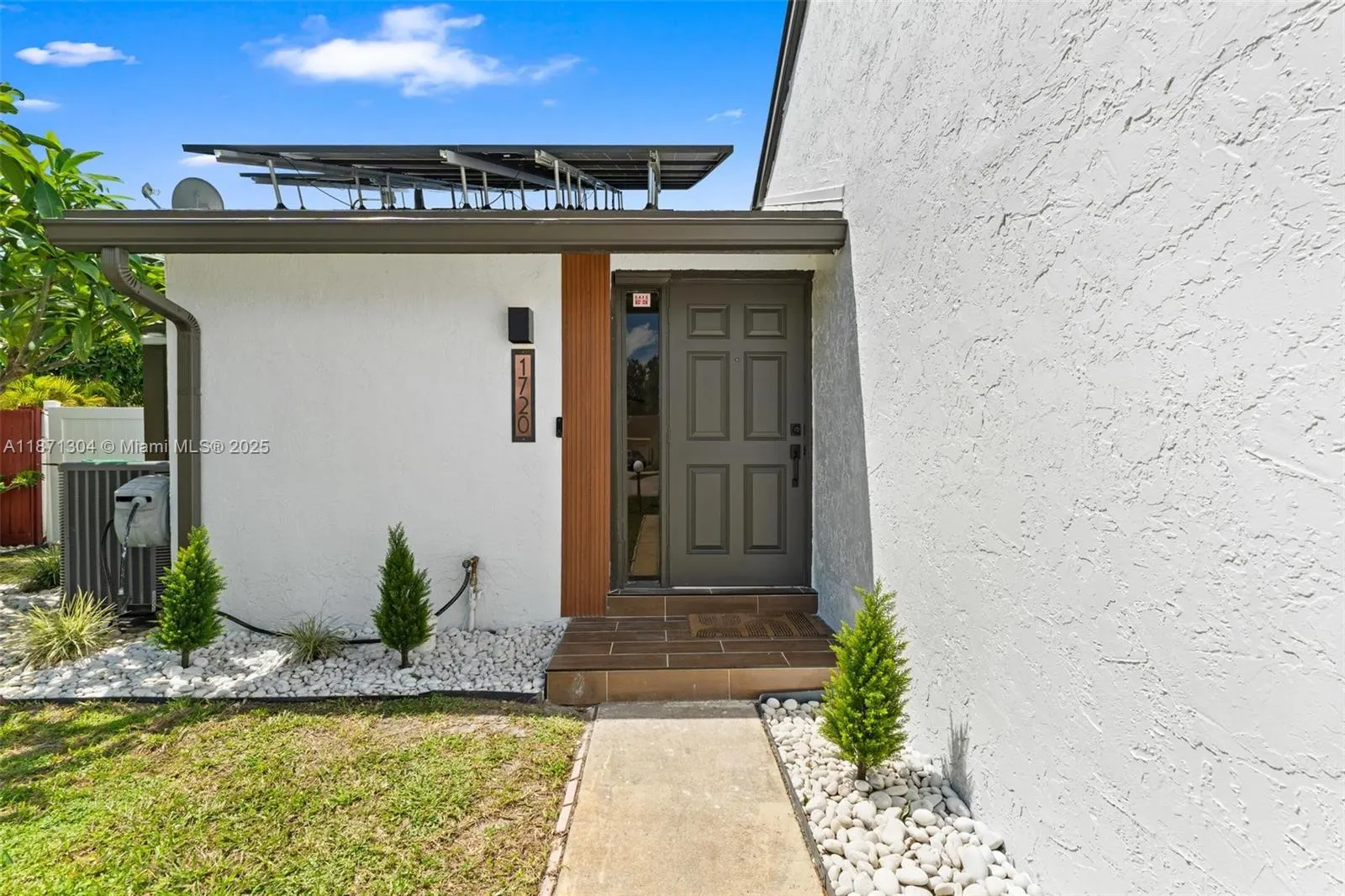 1720 SW 86th Ave