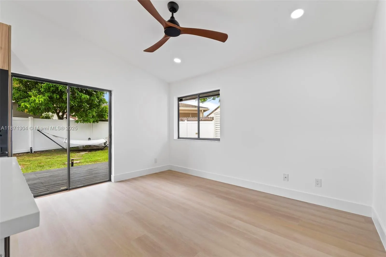 1720 SW 86th Ave