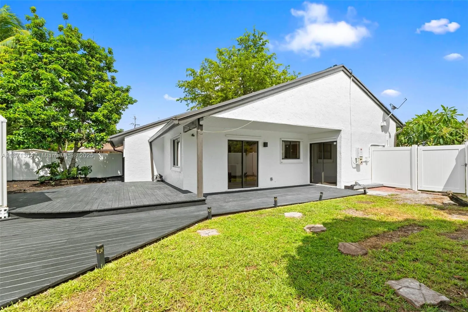1720 SW 86th Ave