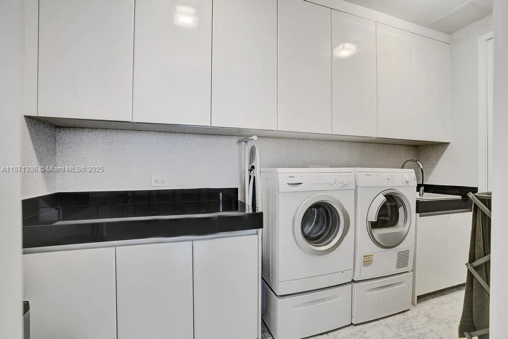 9705 Collins Ave, #702N