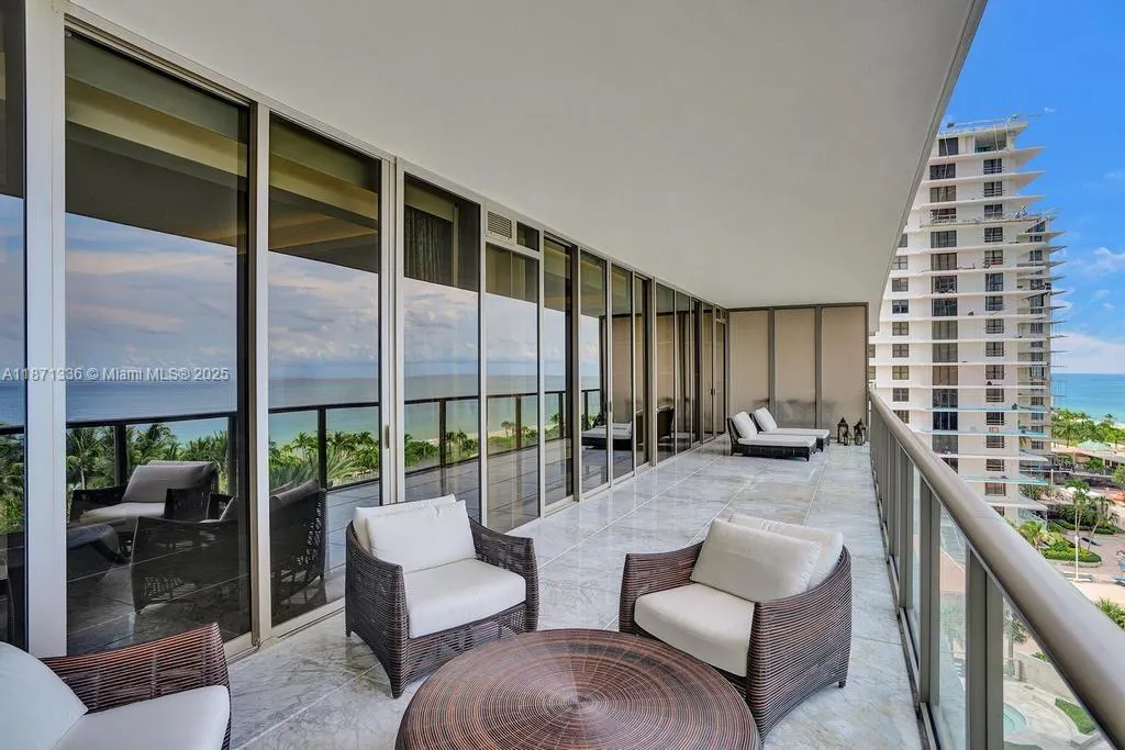 9705 Collins Ave, #702N