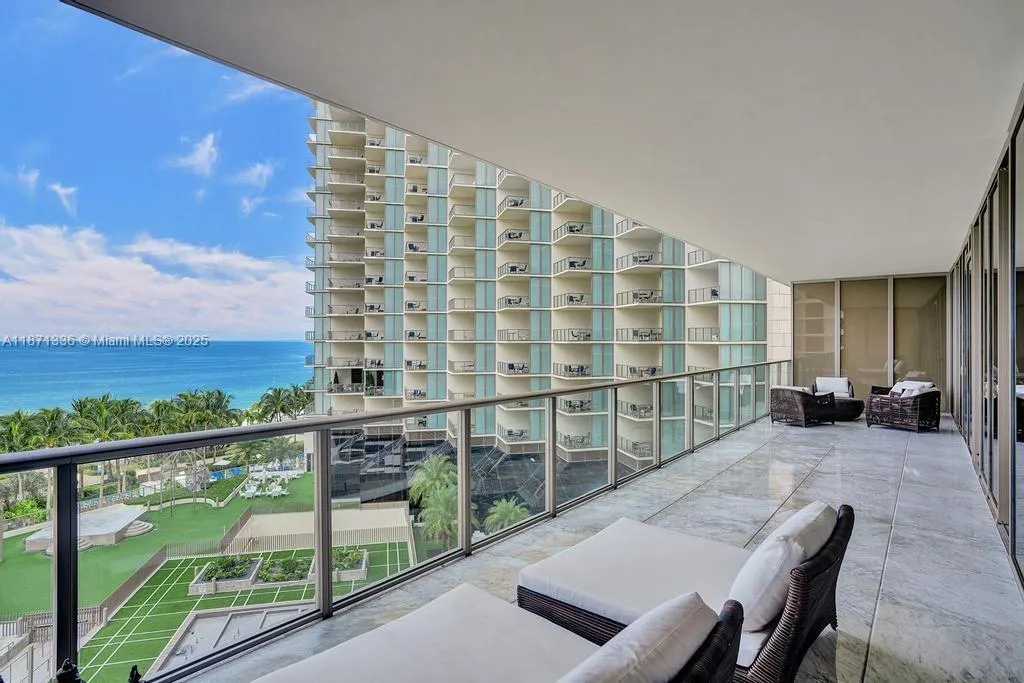 9705 Collins Ave, #702N
