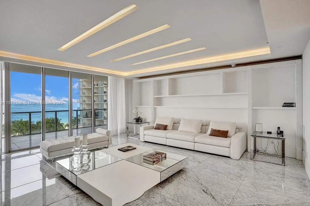 9705 Collins Ave, #702N