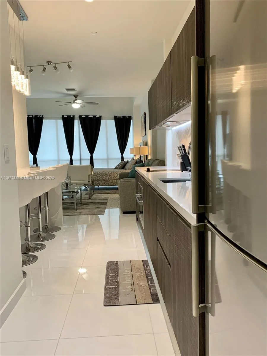 851 NE 1 Ave, #502