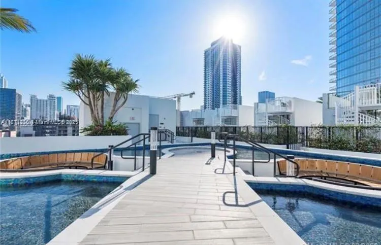 851 NE 1 Ave, #502