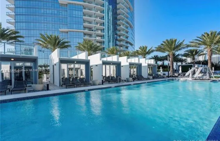 851 NE 1 Ave, #502