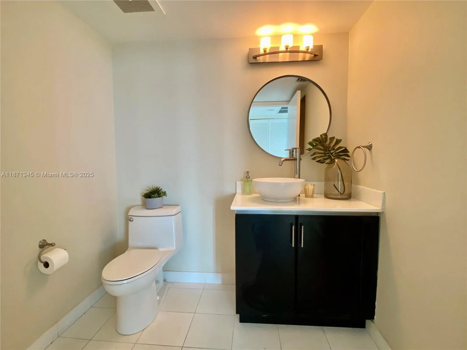 665 NE 25th St, #1702