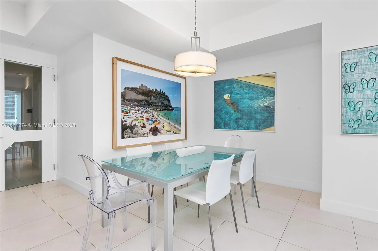 50 S Pointe Dr, #1005