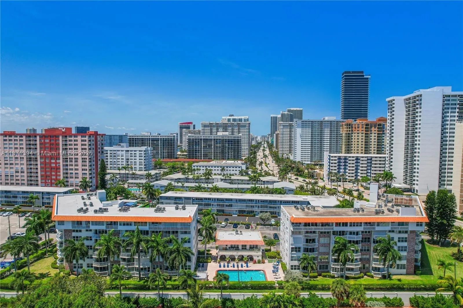 3181 S Ocean Dr, #302