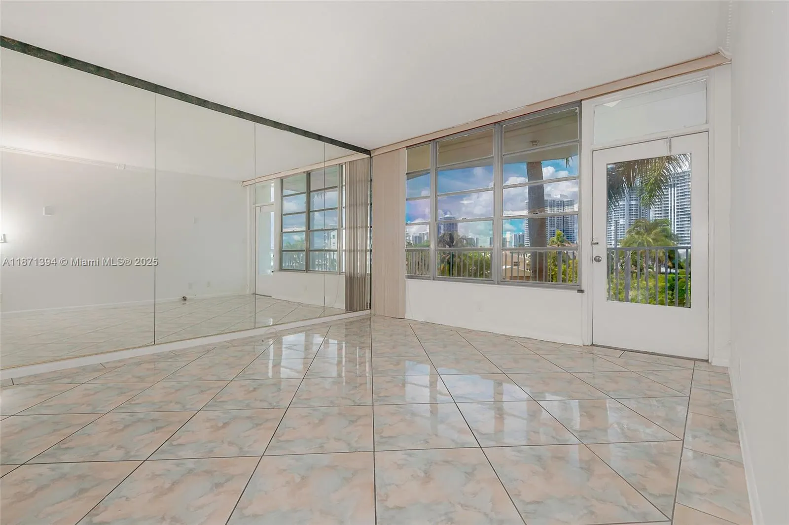 3181 S Ocean Dr, #302