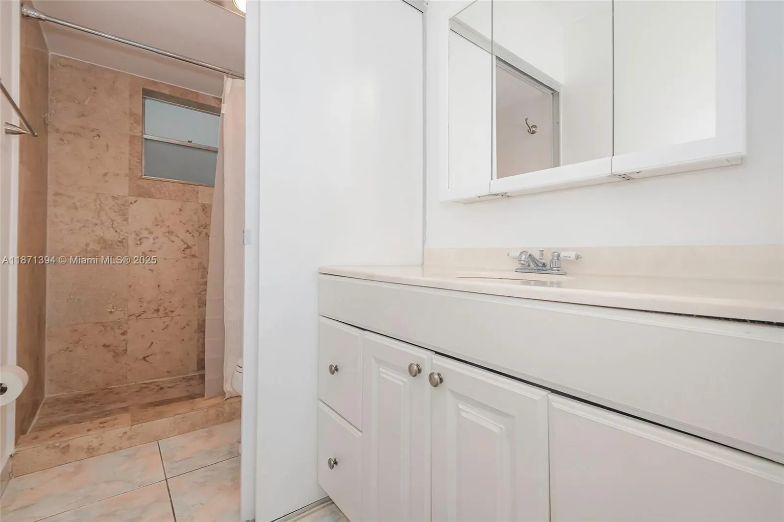 3181 S Ocean Dr, #302