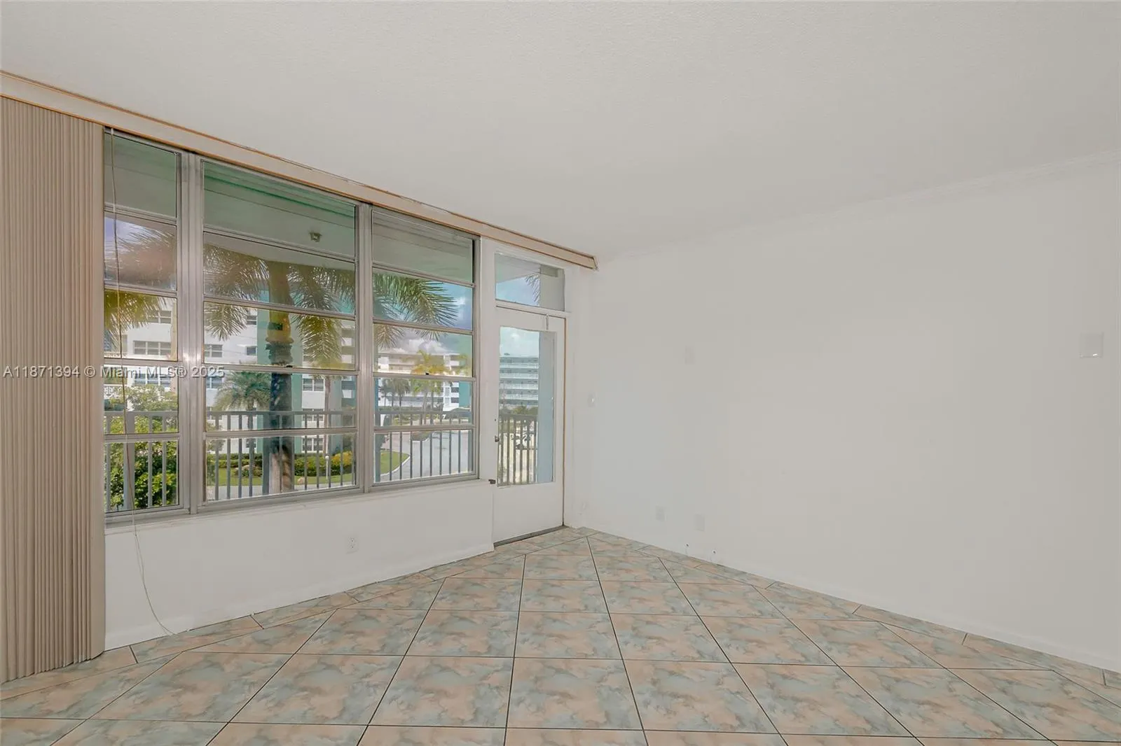3181 S Ocean Dr, #302