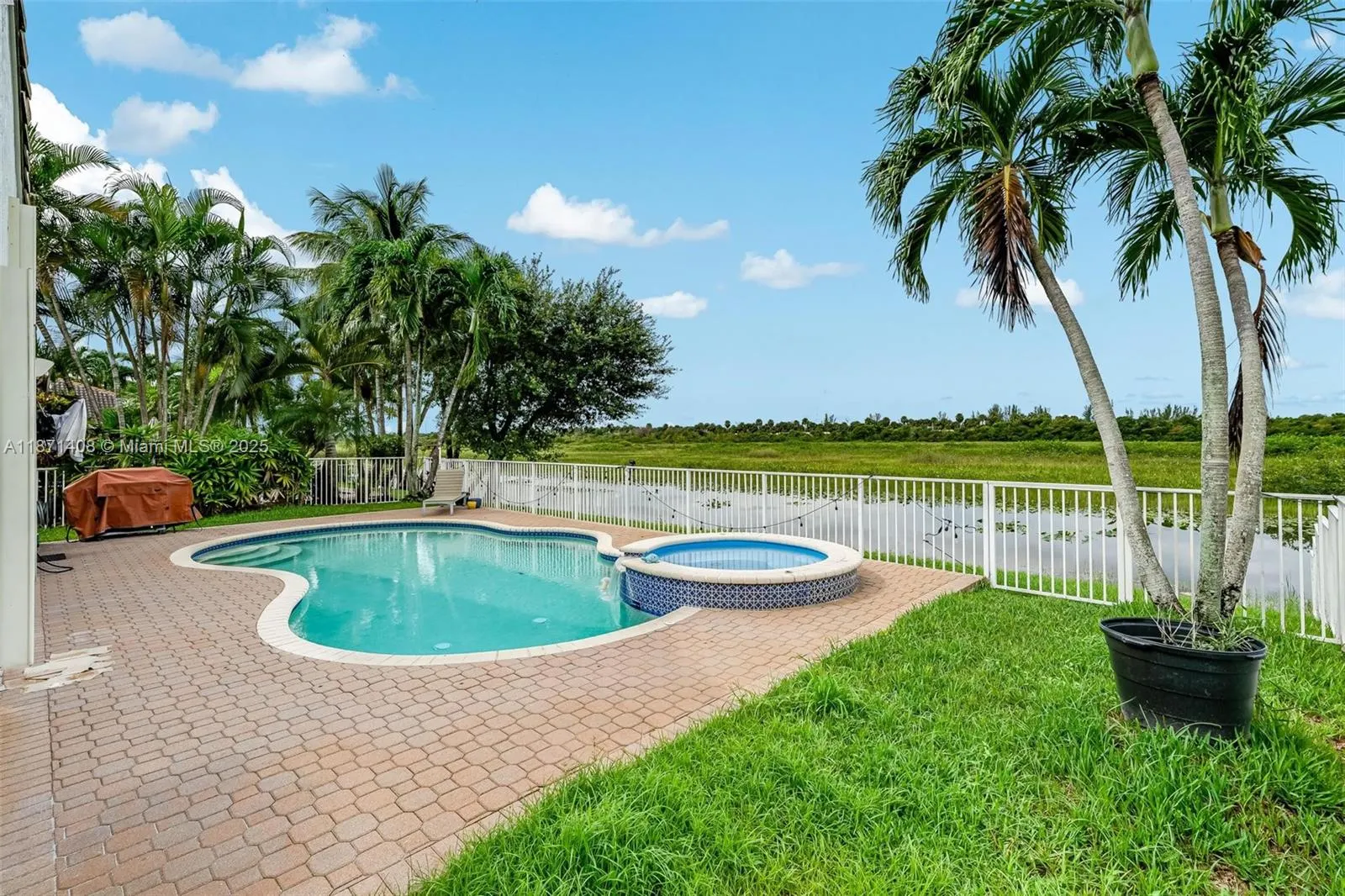 1646 NW 144th Way