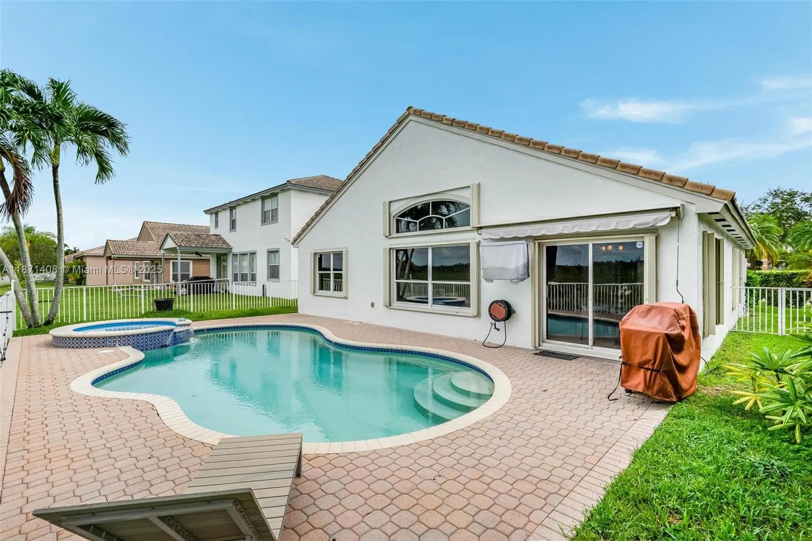1646 NW 144th Way