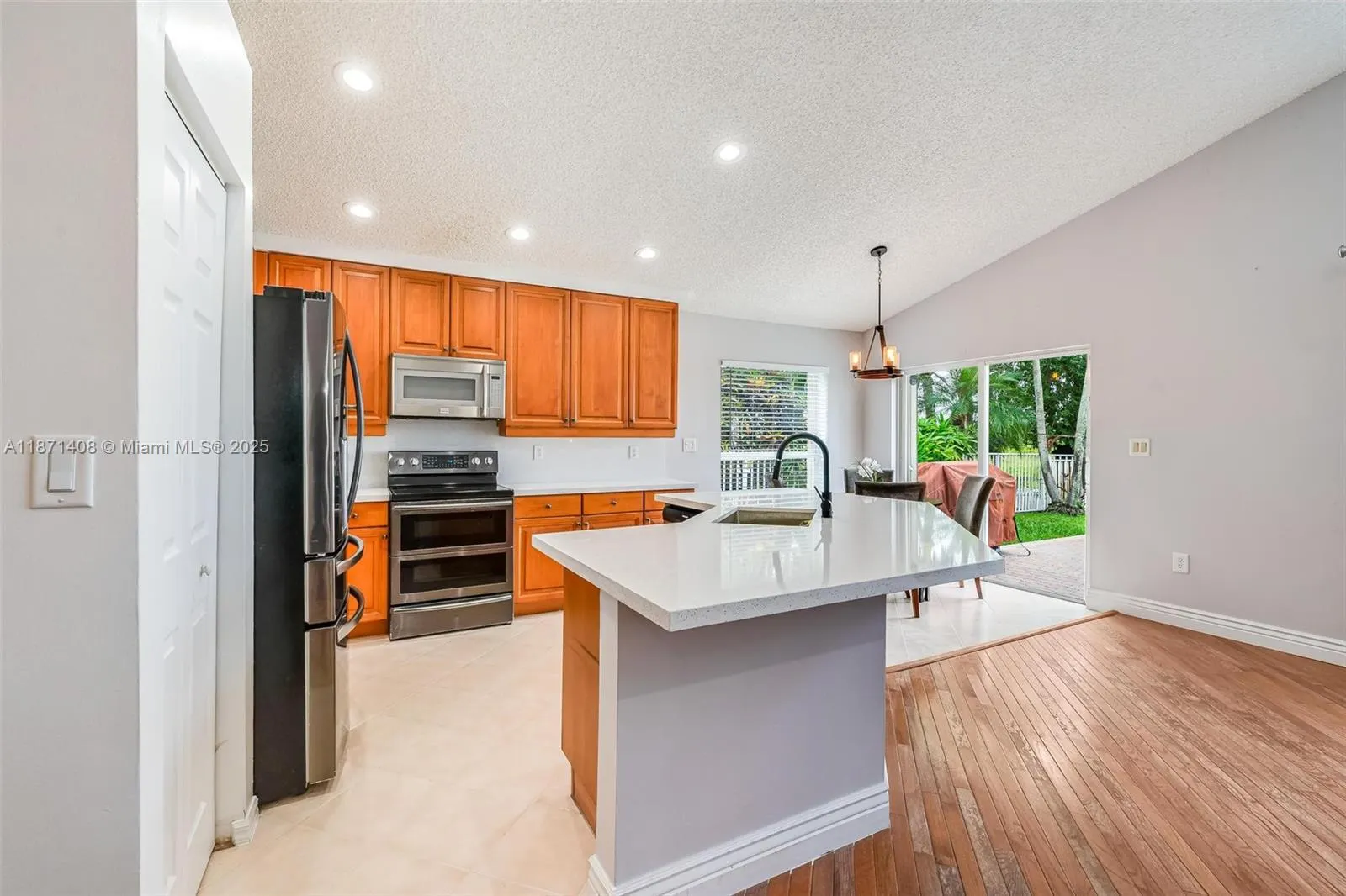 1646 NW 144th Way