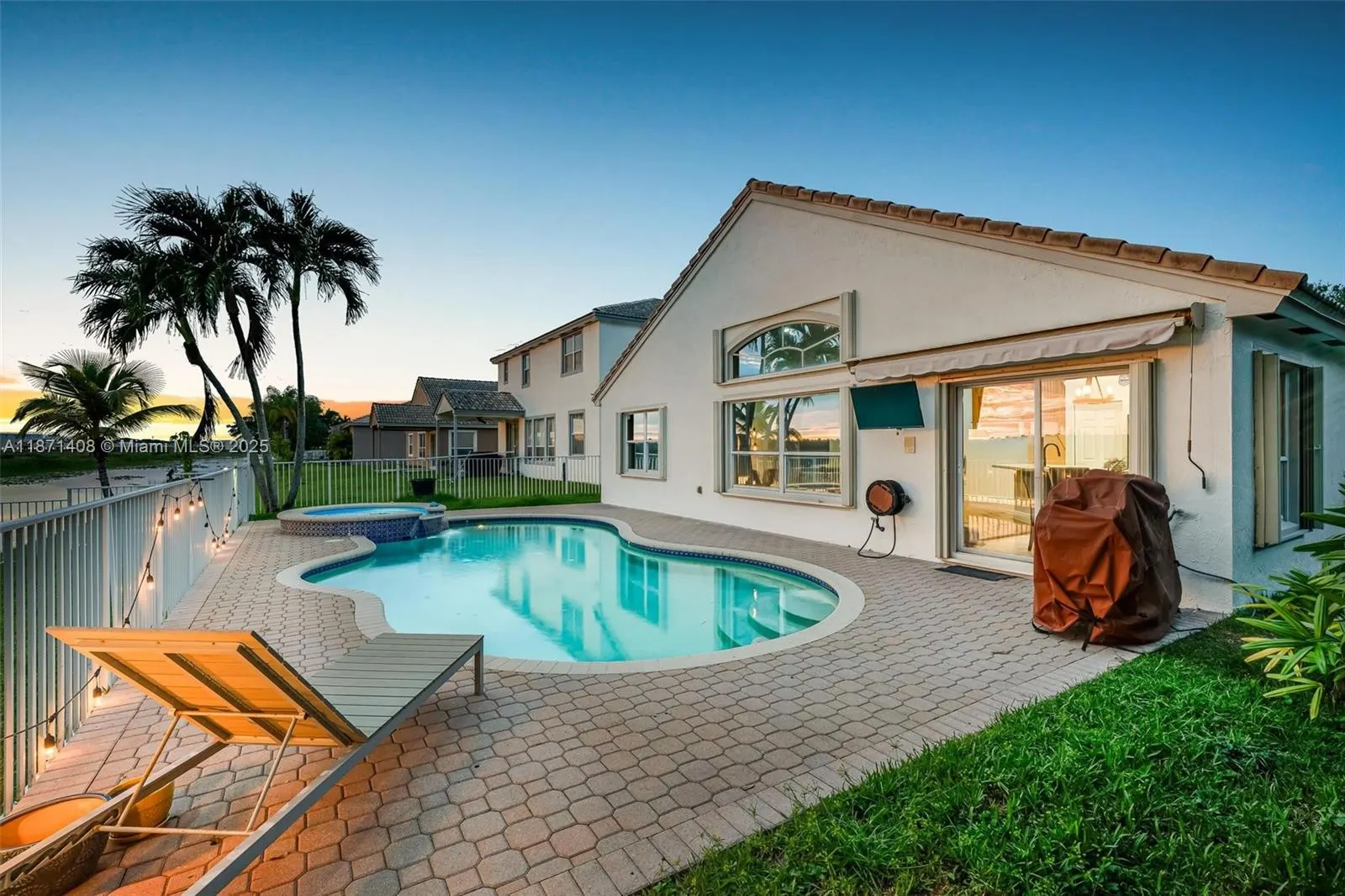 1646 NW 144th Way