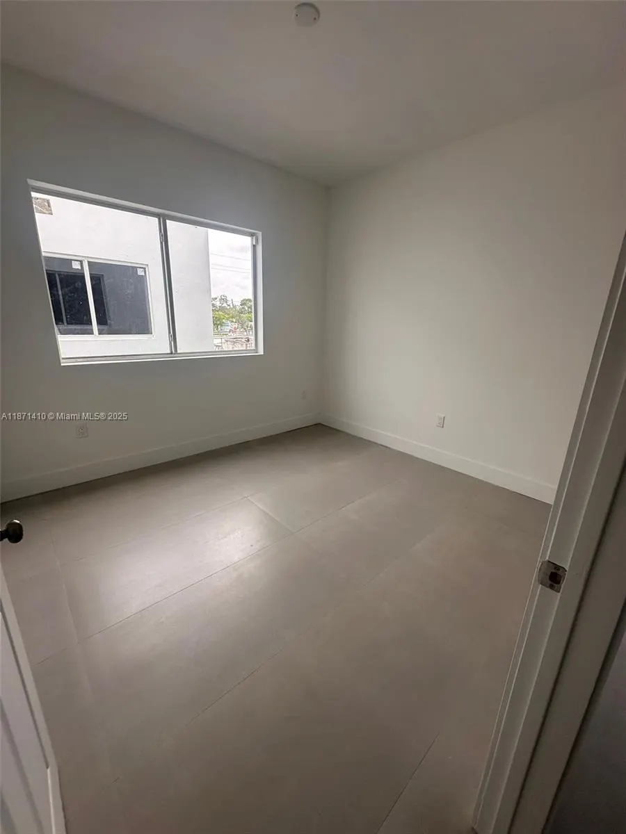 532 NW 17th Ave, #0