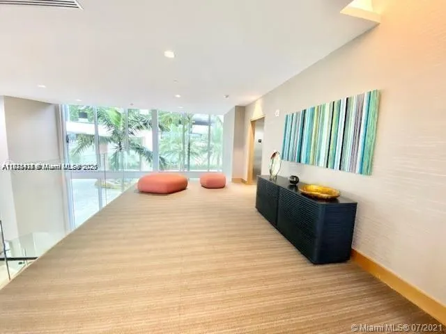 16385 Biscayne Blvd, #1402