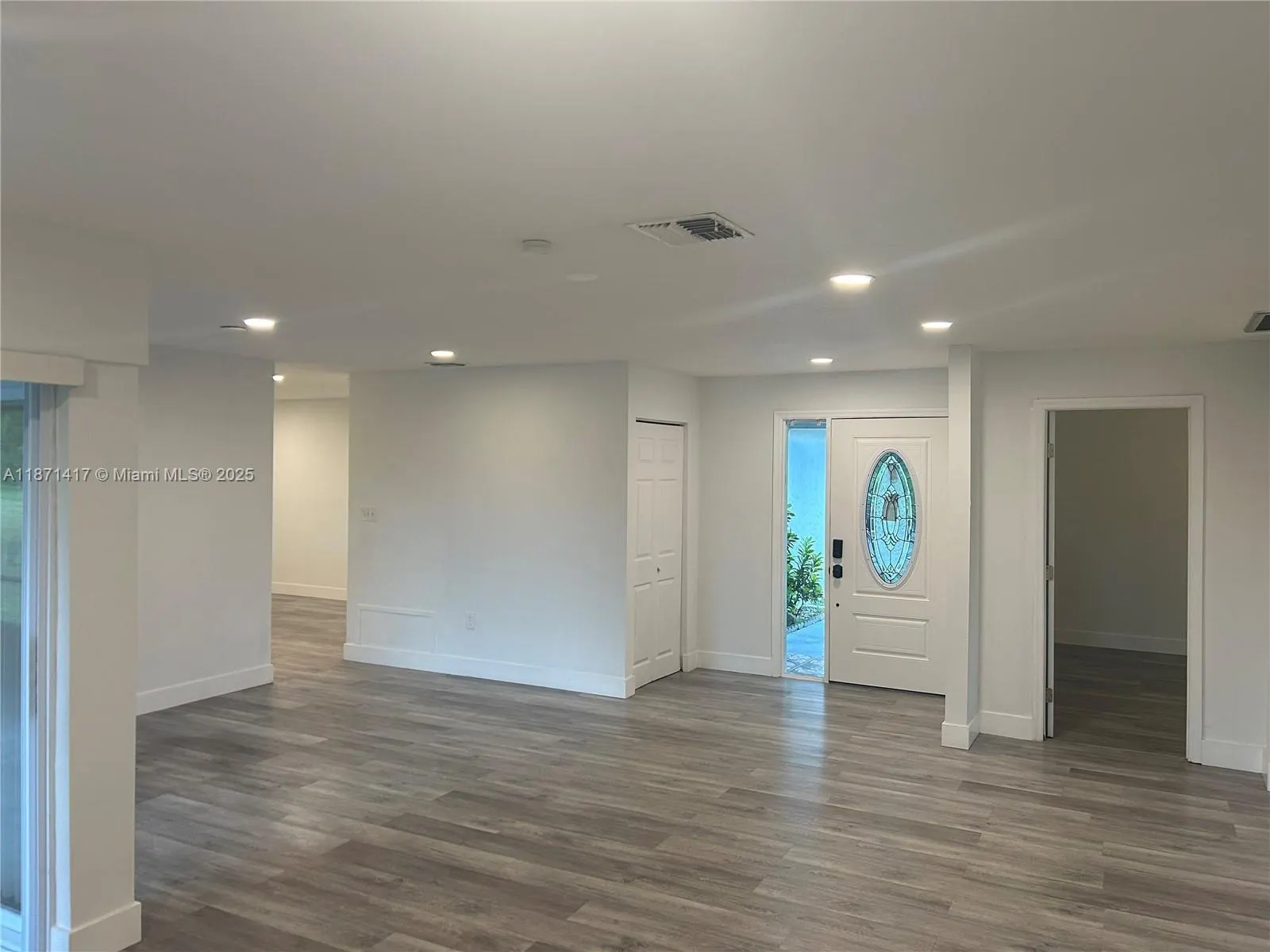 620 Midiron Drive