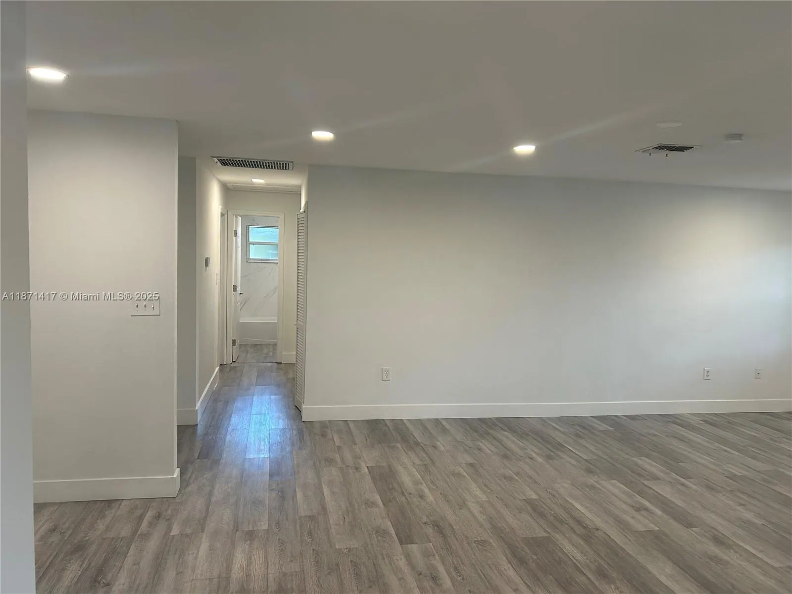 620 Midiron Drive