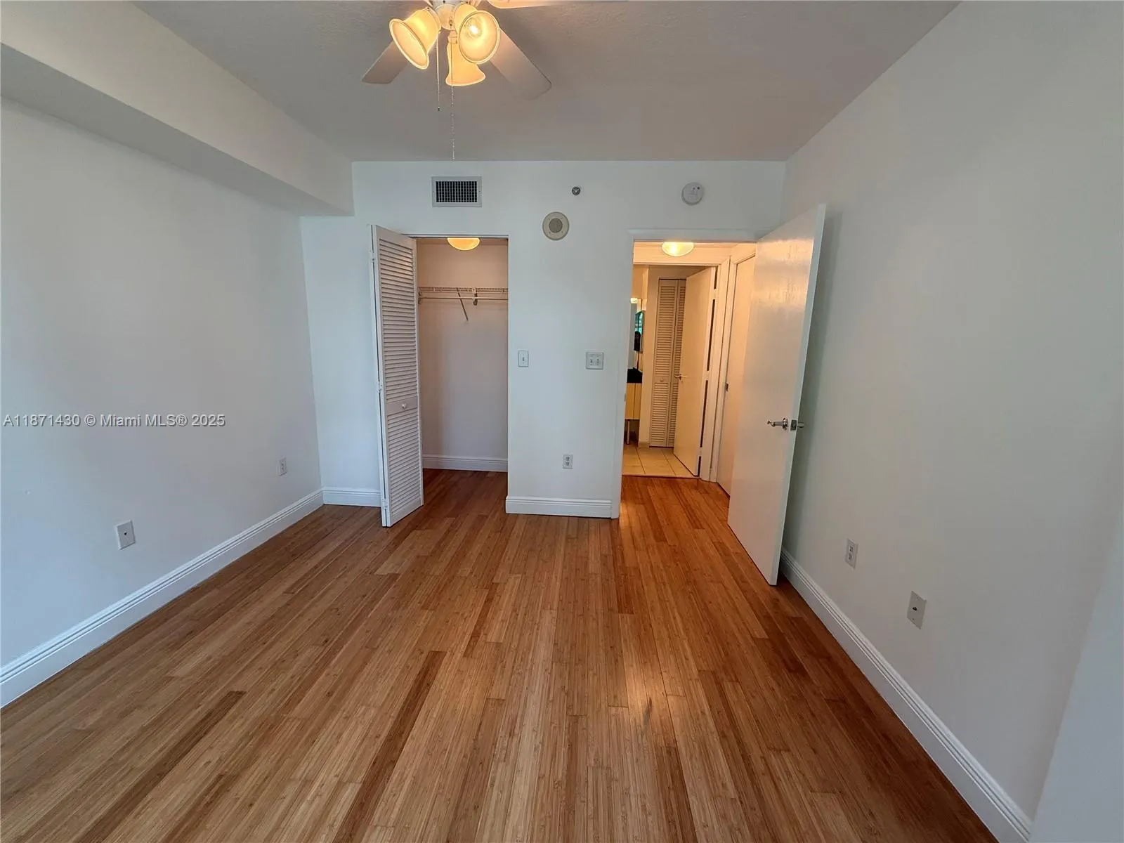 31 SE 5th St, #1204