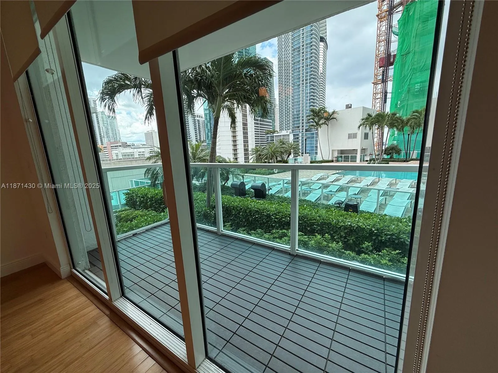 31 SE 5th St, #1204