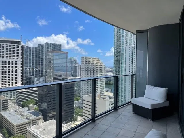 1000 Brickell Plz, #3114