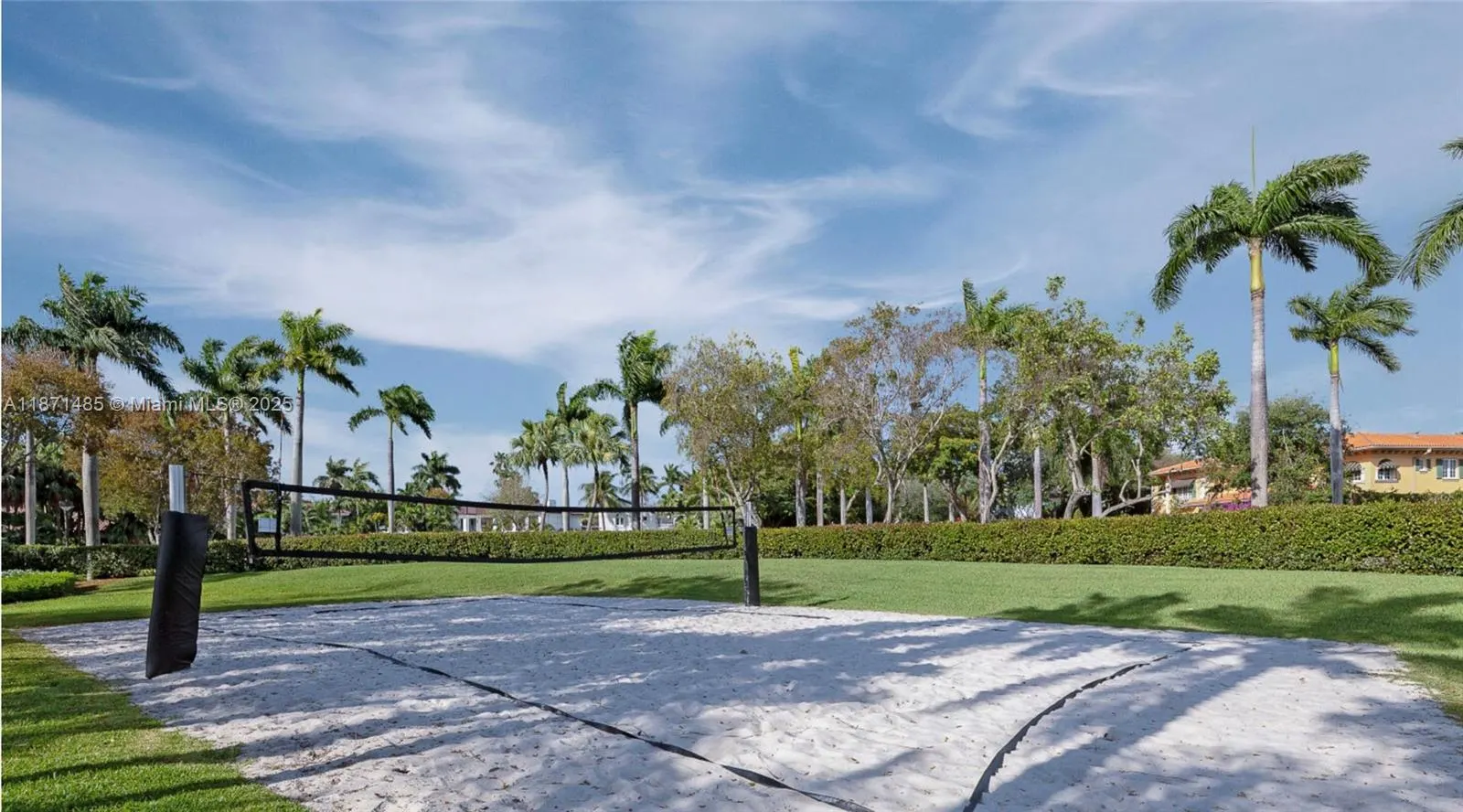 104 Paloma Dr